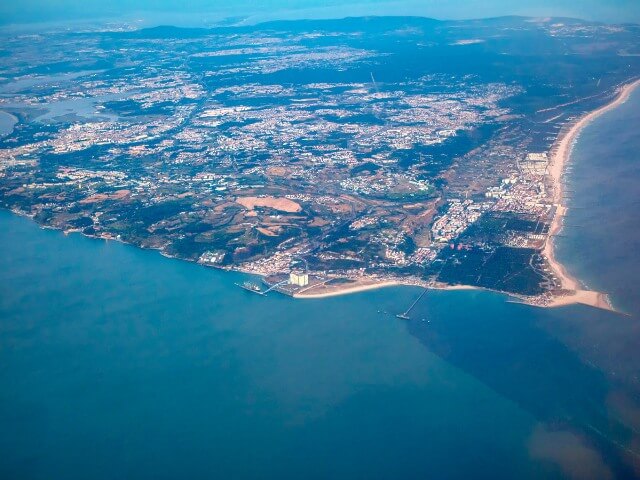 Fotografia aérea da praia Cova do Vapor 